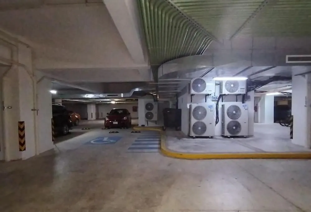 Apartment Stylish Condo, Central Location & Impressive Pools Playa del Carmen