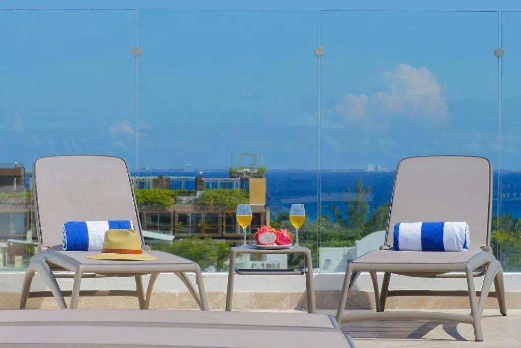 Apartment Stylish Condo, Central Location & Impressive Pools Playa del Carmen Mexico