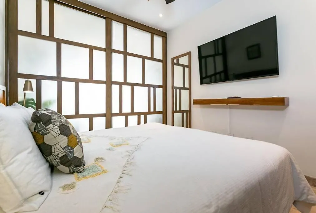Apartment Stylish Condo, Central Location & Impressive Pools Playa del Carmen Mexico